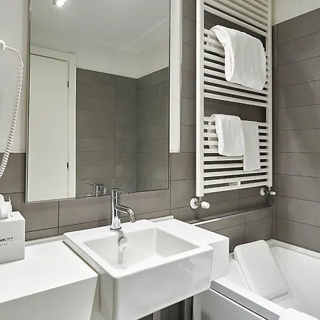 Link124 Otel 4*