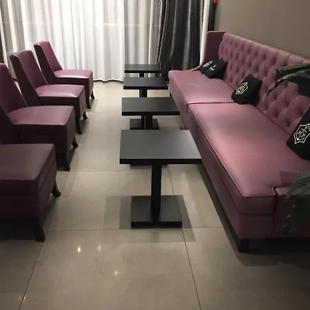 Link124 Otel Parma