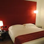 Link124 Hotel Parma