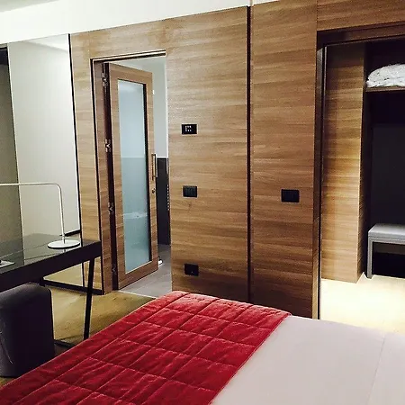 Link124 Hotel
