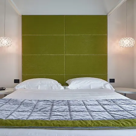 Hotel Link124 Parma