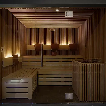 Link124 Hotel