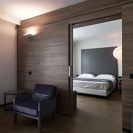 Hotel Link124 4*