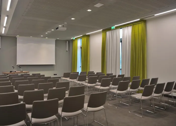 林克124号酒店 帕爾馬