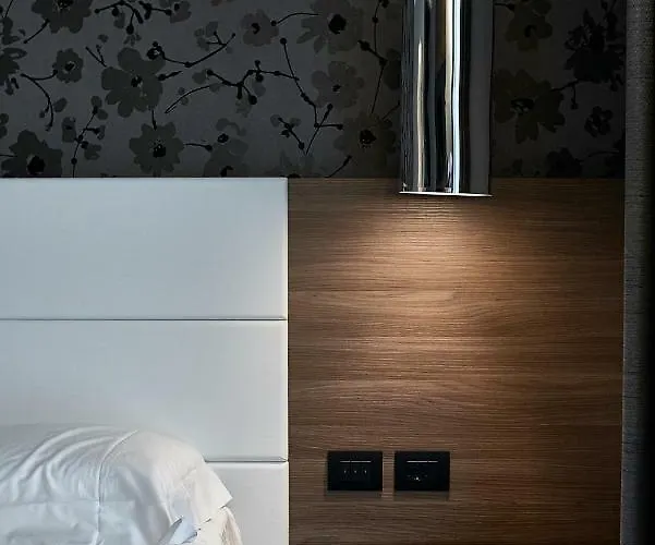 林克124号酒店 酒店