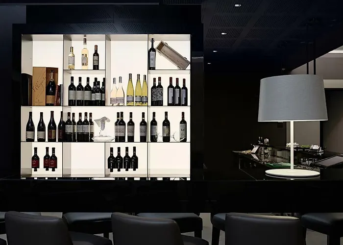 林克124号酒店 4*